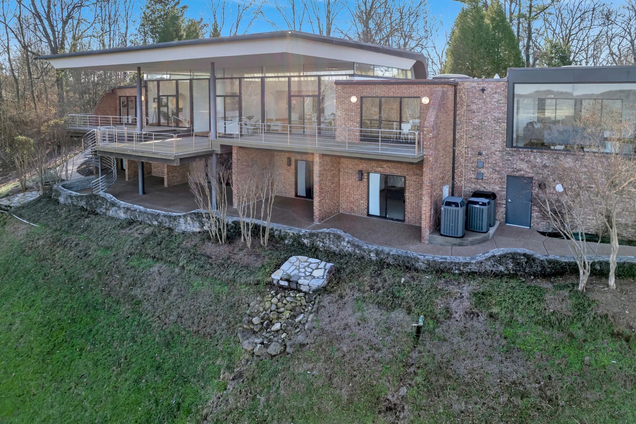 Архитектор наконец-то сделал жилье для себя - как выглядит этот шедевр - Недвижимость Архитектор наконец-то сделал жилье для себя - как выглядит этот шедевр - Недвижимость