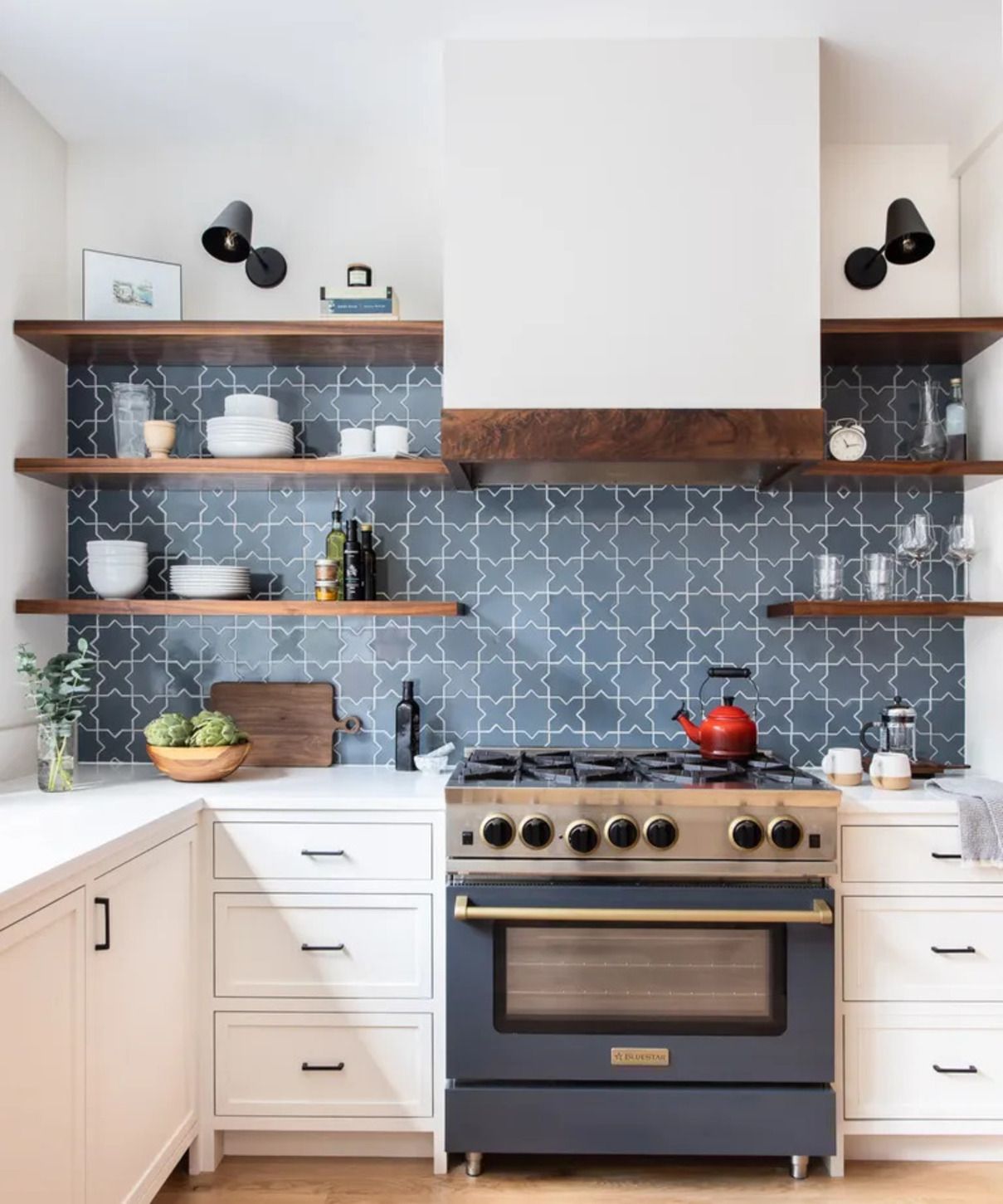Скрытая кухонная вытяжка - какие могут быть варианты - Недвижимость
