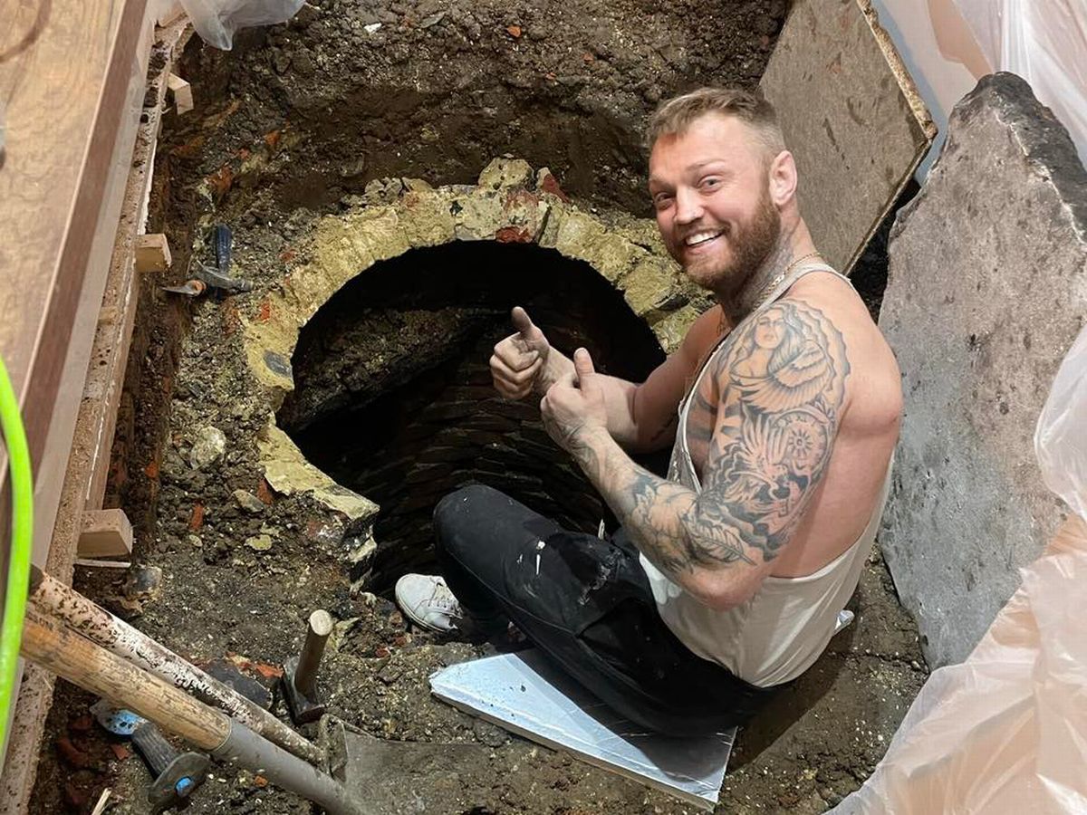 Секрет в доме - что нашла британская пара под полом кухни - Недвижимость Секрет в доме - что нашла британская пара под полом кухни - Недвижимость