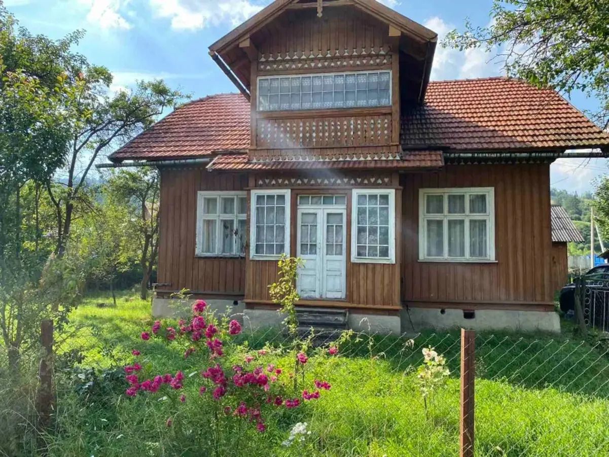 Сельский дом в Карпатах - какая цена колоритного жилья - Недвижимость