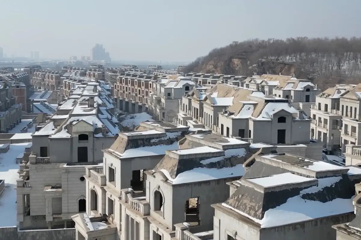 Місто-привид у Китаї - чому забудовники раптово покинули місто з недобудовами - Нерухомість