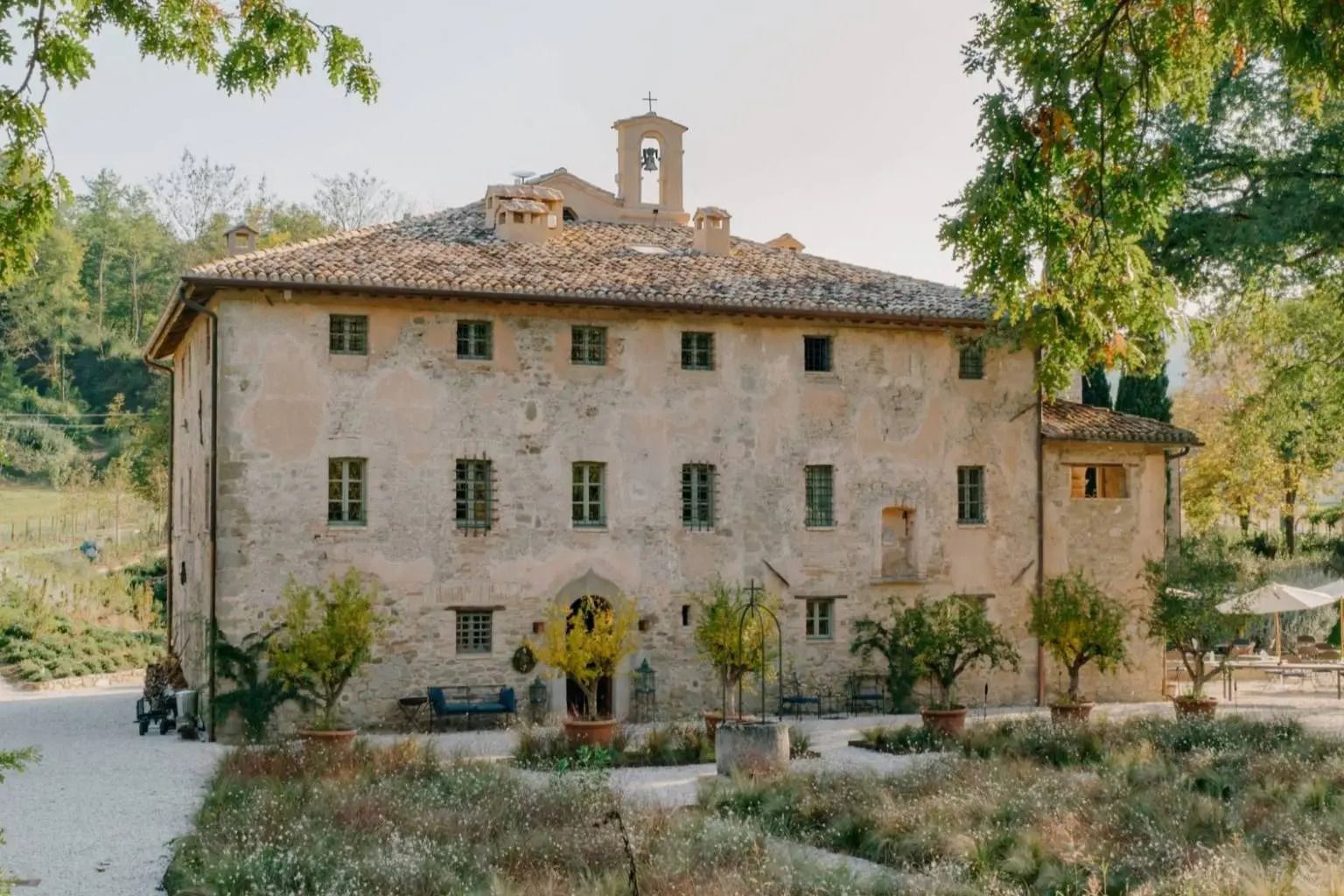Старовинний монастир перетворили на готель - який інтер'єр - Нерухомість