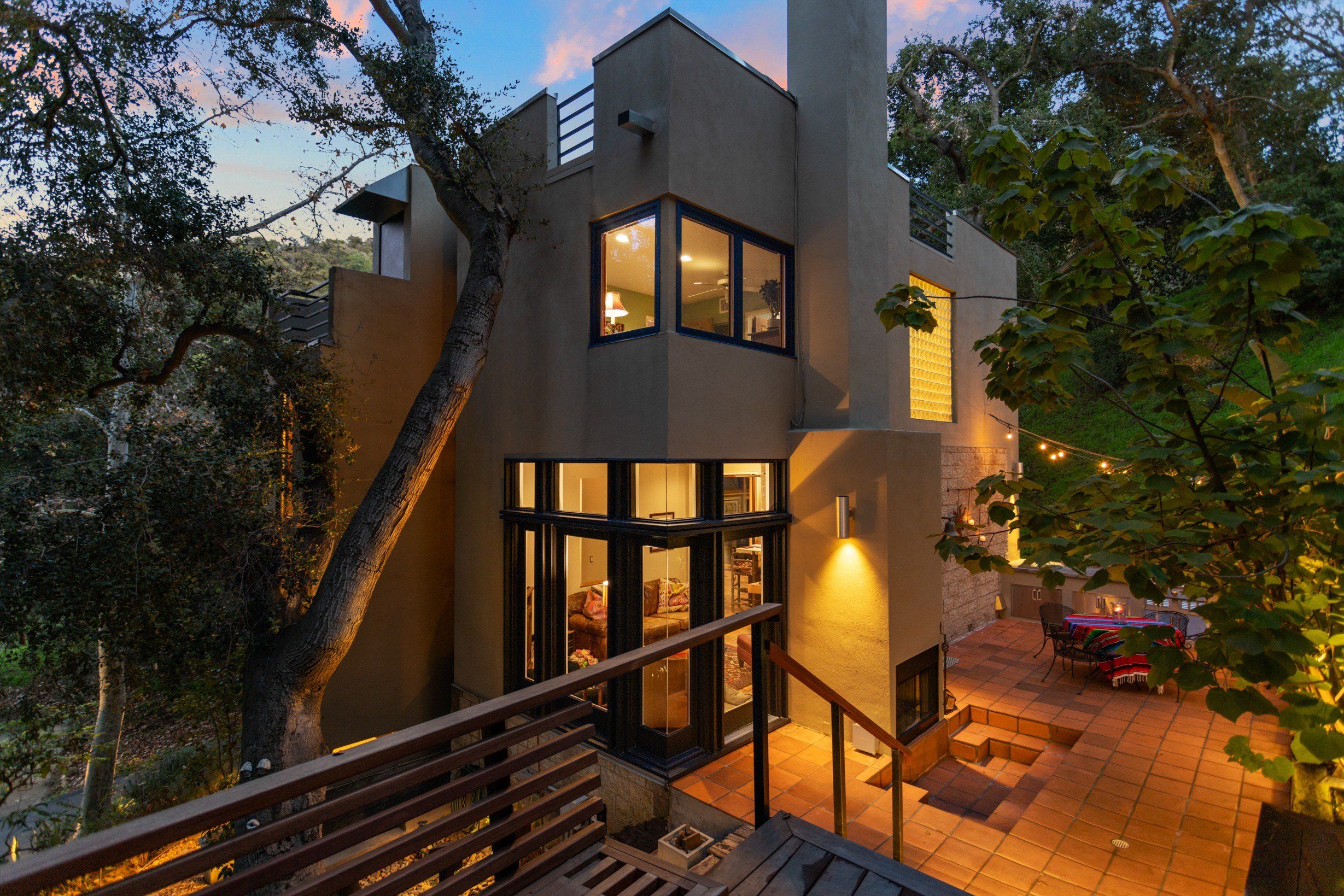 Современный дом в суточной роще - взгляните на это красивое жилье в уютном месте - Недвижимость Современный дом в суточной роще - взгляните на это красивое жилье в уютном месте - Недвижимость