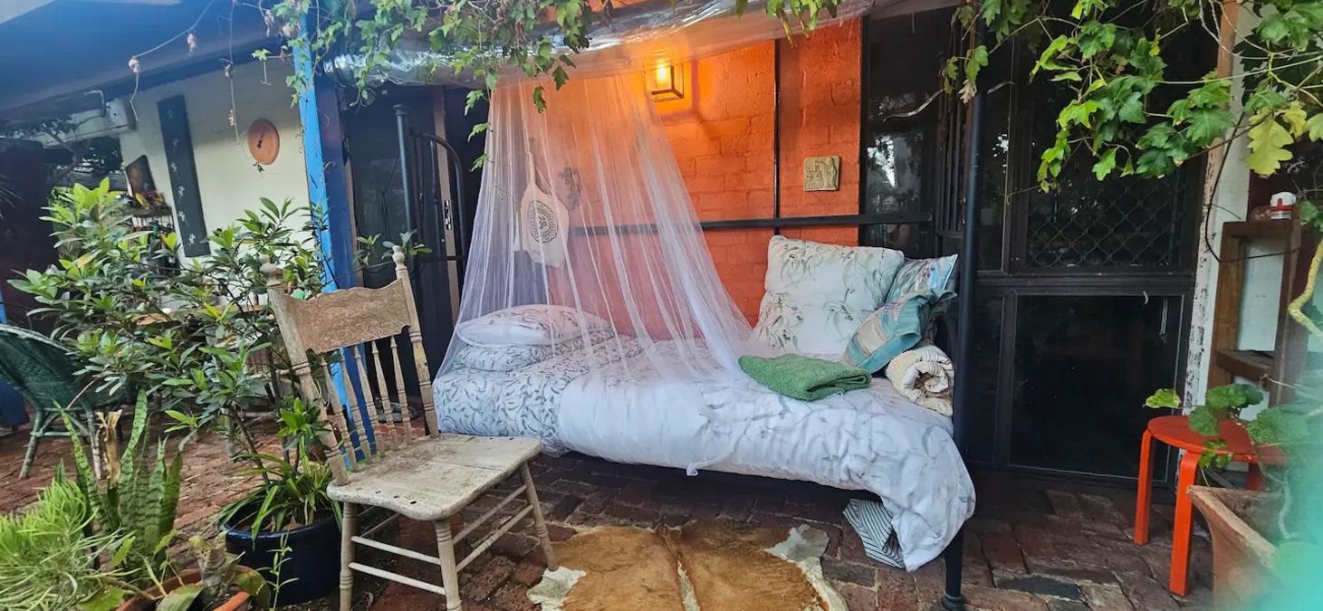 Ліжко надворі здають в оренду - яка ціна такого нестандартного житла - Нерухомість Ліжко надворі здають в оренду - яка ціна такого нестандартного житла - Нерухомість