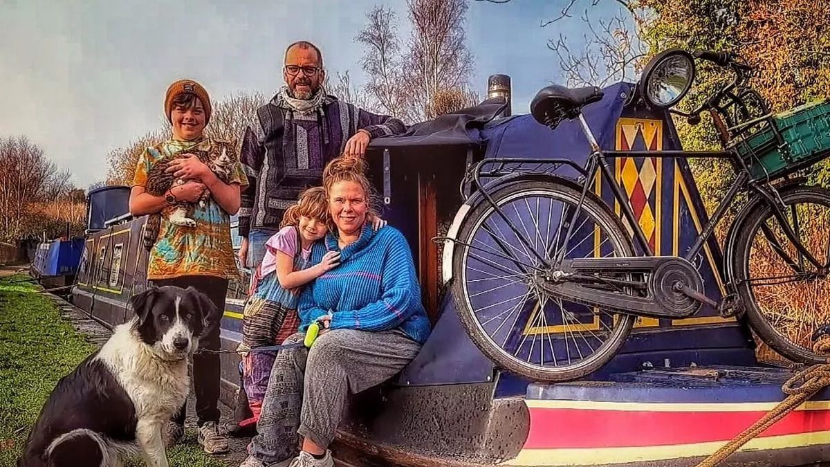 Жизнь на лодке - почему супруги отказались от обычного дома - Недвижимость Жизнь на лодке - почему супруги отказались от обычного дома - Недвижимость