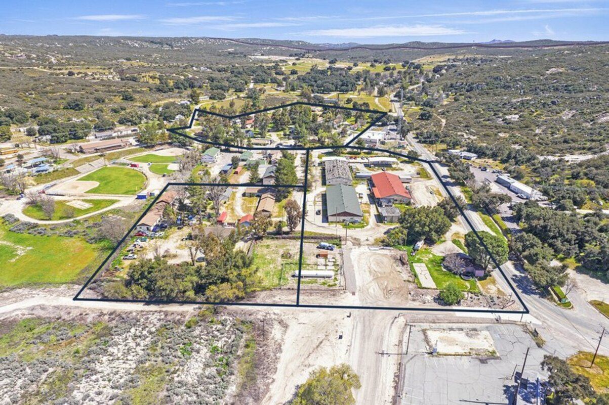 Собственный городок в Калифорнии - на рынке появилось уникальное предложение - Недвижимость Собственный городок в Калифорнии - на рынке появилось уникальное предложение - Недвижимость