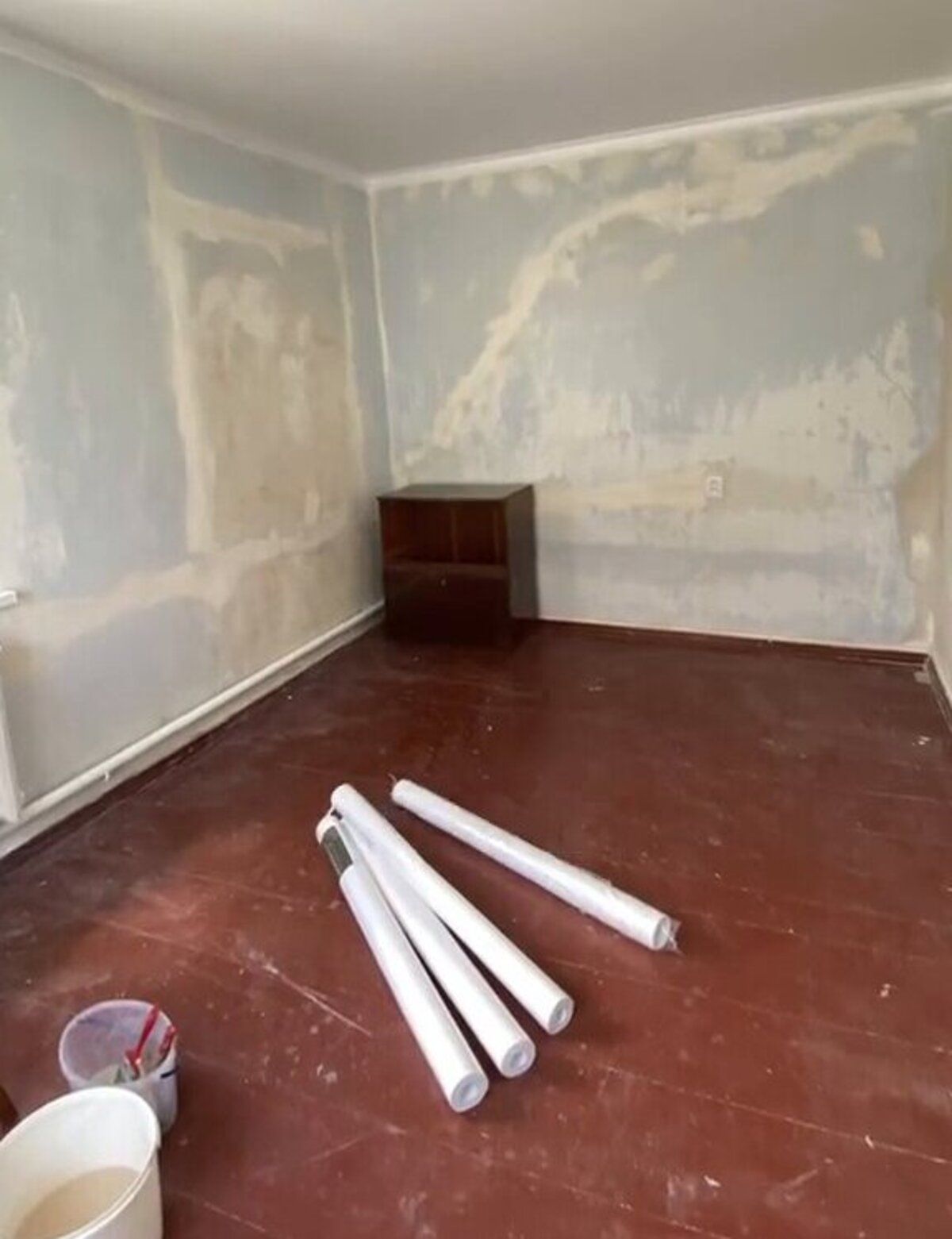 Спальню в старому будинку бюджетно оновили - до і після ремонту справді разюче - Нерухомість Спальню в старому будинку бюджетно оновили - до і після ремонту справді разюче - Нерухомість