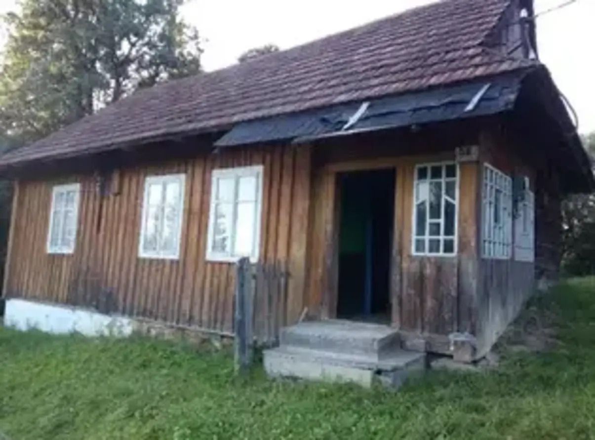 Будинок за 5,5 тисячі доларів - яке житло пропонують у карпатському селі - Нерухомість Будинок за 5,5 тисячі доларів - яке житло пропонують у карпатському селі - Нерухомість